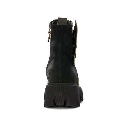 Maciejka Black- Green Boots 06110-01-00-7