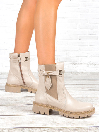 Maciejka Beige leather women's Boots 05727-04/00-6