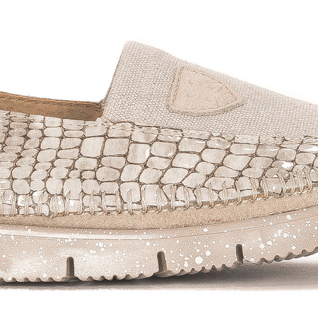 Maciejka Beige Women's Low Shoes Shoes