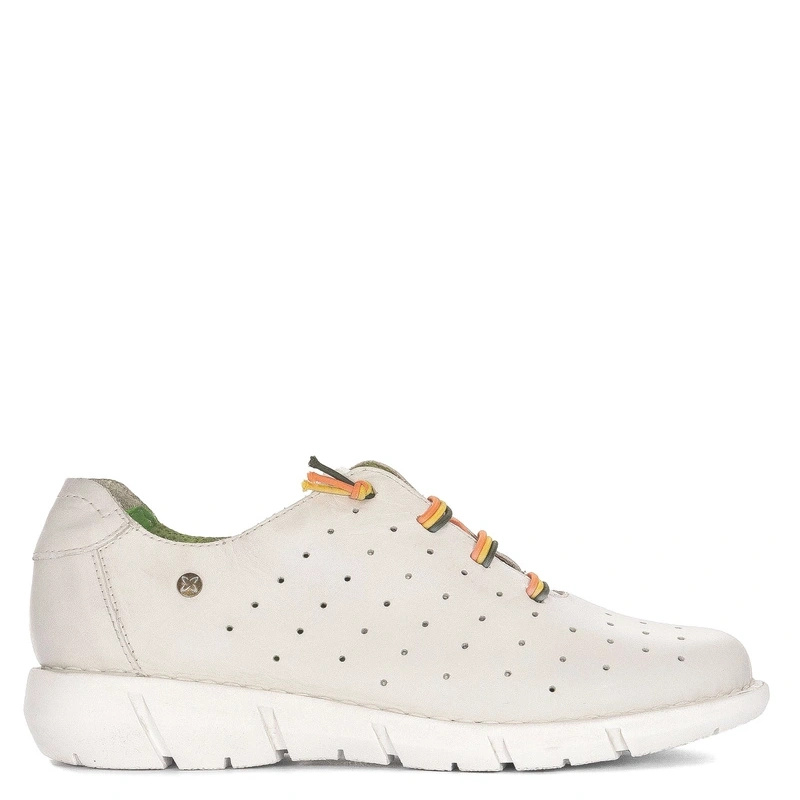 Maciejka Leather Perforated Lightweight Shoes With Colorful Laces White P6811-11-00-1