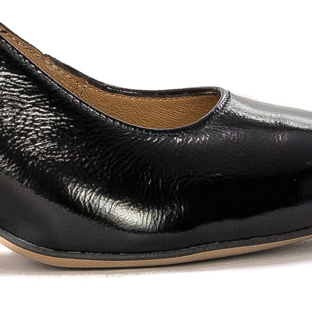 Maciejka Leather Black Pumps