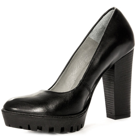 Maciejka Classic Leather Platform Pumps Black 02629-01/00-1