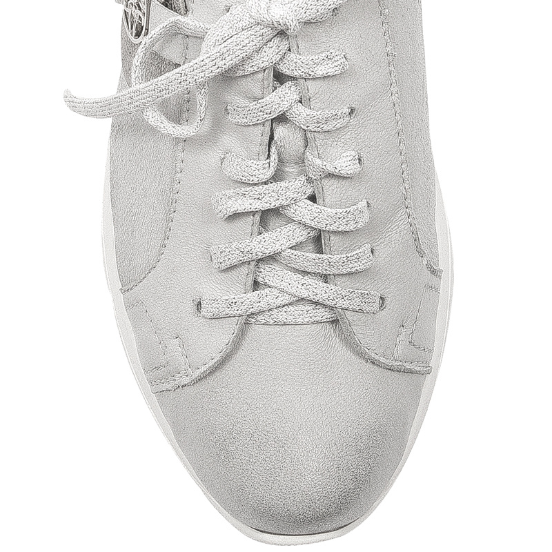 Maciejka Women's White Flat Shoes