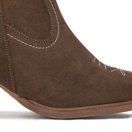 Maciejka 05776-14/00-6 light brown women's Boots