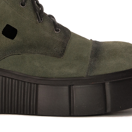 Maciejka Women's ankle boots,green leather suede on platform