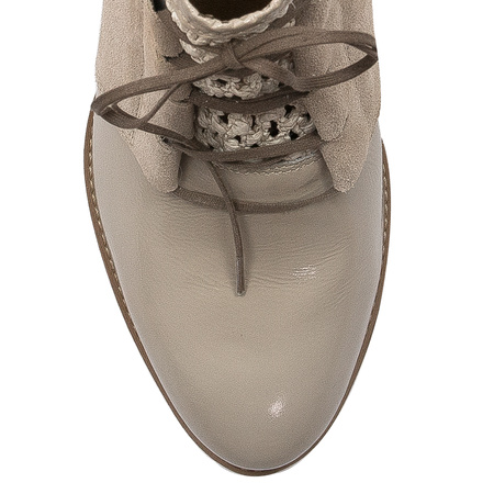 Maciejka Women's Leather Beige Boots