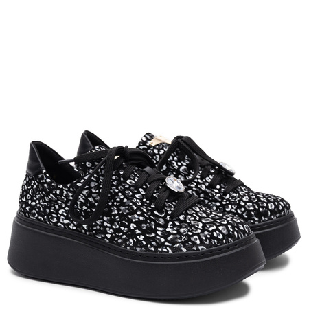 Maciejka Leather Platform Sneakers Jewelry Detail Black White 6191W-08/00-8