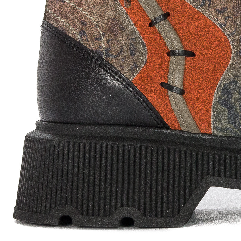 Maciejka Dark Beige Boots 05564-10/00-8