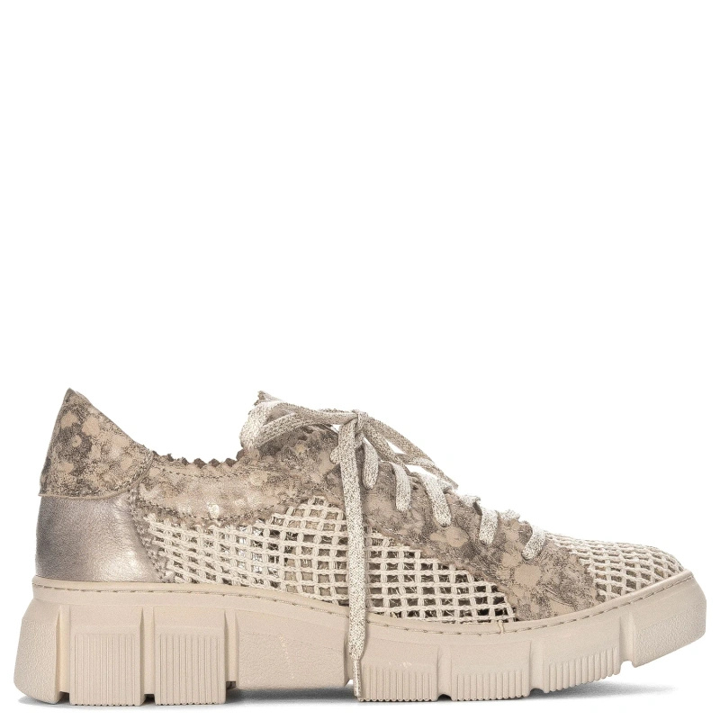 Maciejka Women's Light Gold Flat Shoes