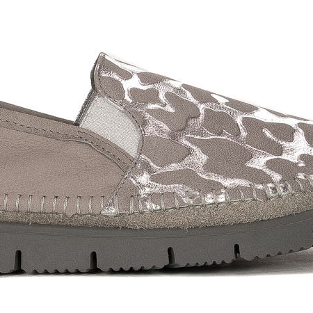 Maciejka Beige & Silver Low Shoes 3512W-22/00-5