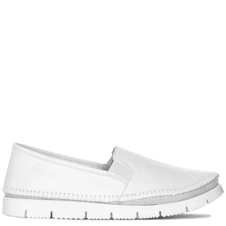 Maciejka White Low Shoes
