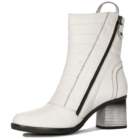 Maciejka White Women's Boots 05647-11/00-3