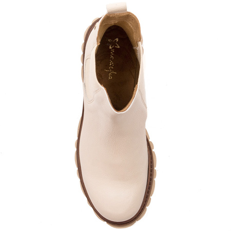 Maciejka Beige Boots 05312-04/00-6