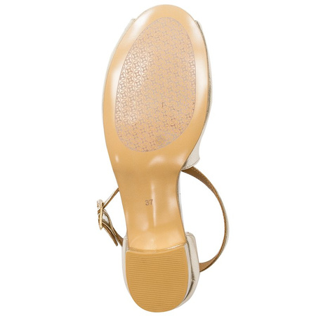 Maciejka Women's leather gold pumps