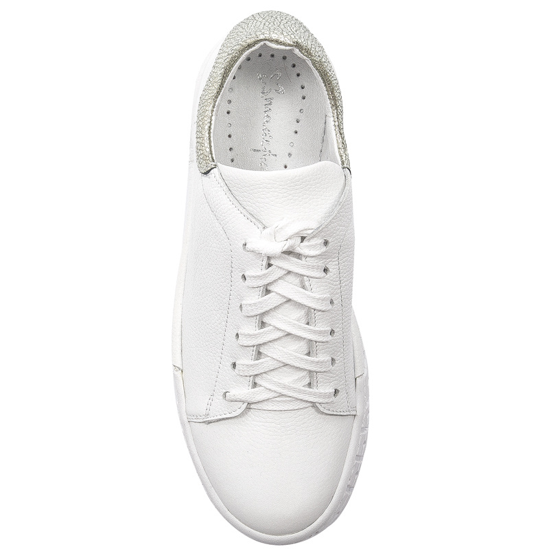 Maciejka 05470-11/00-1 Women's White Low Shoes