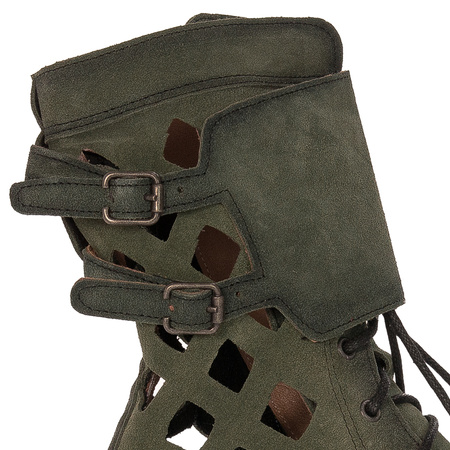 Maciejka Women's ankle boots,green leather suede on platform