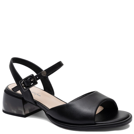 Maciejka Elegant Leather Sandals Black K7523-01/00-1