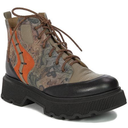 Maciejka Dark Beige Boots 05564-10/00-8