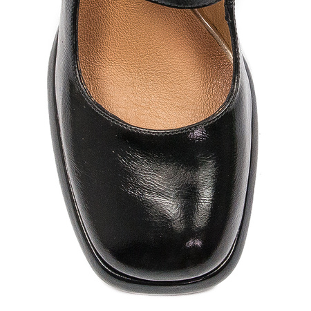 Maciejka Black Leather Pumps 06231-01/00-1