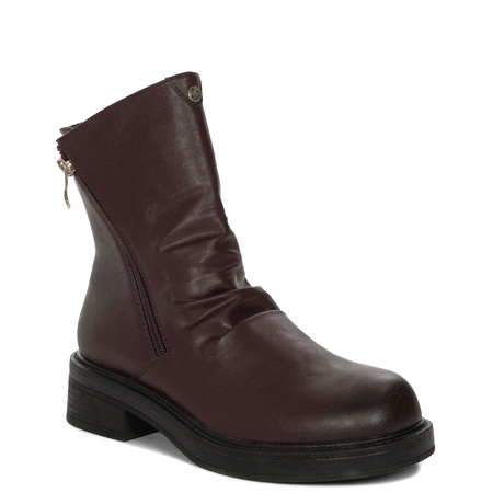 Maciejka Botki Skórzane z Podwójnym Zamkiem Na Niskim Obcasie Bordowy A7159-23/00-7