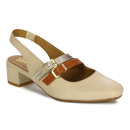 Maciejka Women's Beige Pumps