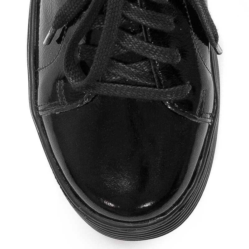 Maciejka Black Low Shoes