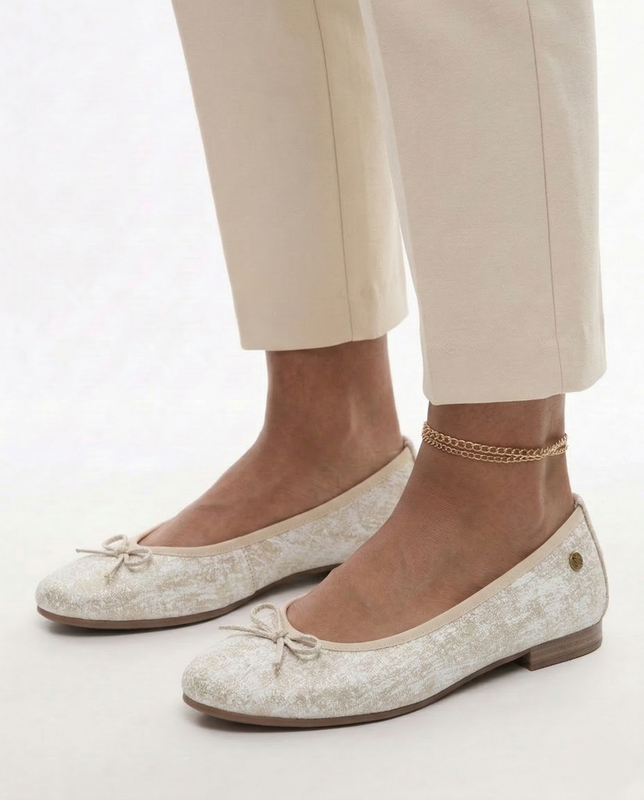 Maciejka Leather Ballet Flats Pearl Finish Almond Toe White-Gold P6800-26/00-0