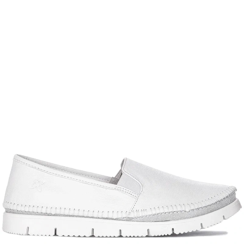 Maciejka White Low Shoes