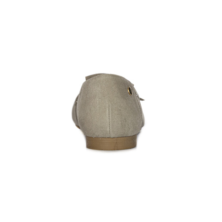 Maciejka Leather Slip-On With Fringe Beige 06440-04/00-1