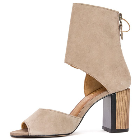 Maciejka Beige Sandals 04122-04/00-5