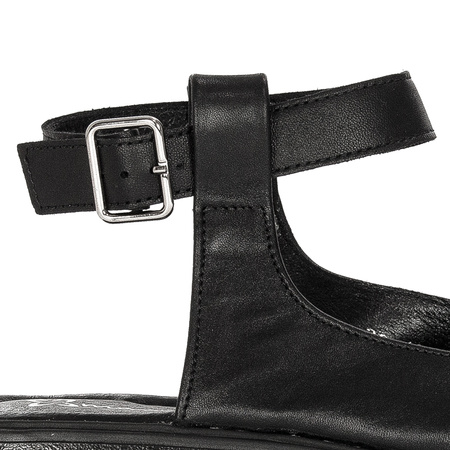 Maciejka Black Sandals 06070-01-00-1