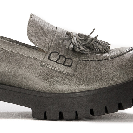 Maciejka Leather Loafers on Stable Platform Grey 5497S-35/00-5