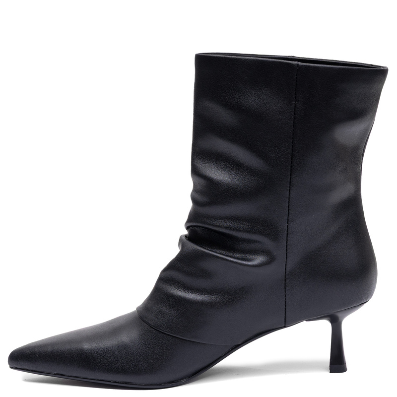 Maciejka Women's Leather Ankle Boots with Heels, Black K7739-01/00-7