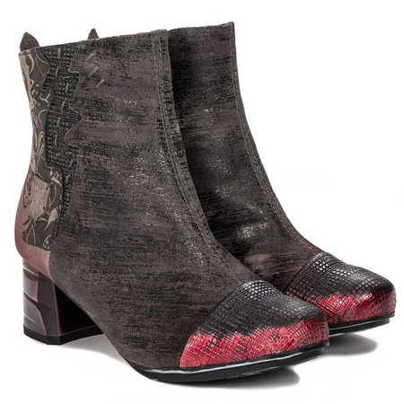 Maciejka Grey Boots 03134-03/00-3