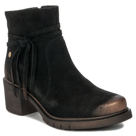 Maciejka Black velor women's Boots