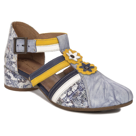 Maciejka Blue Low Shoes 04965-06/00-5