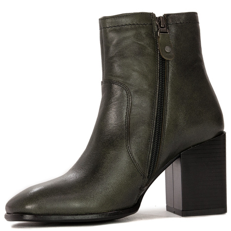 Maciejka Green Leather Women's Boots 05687-09/00-7