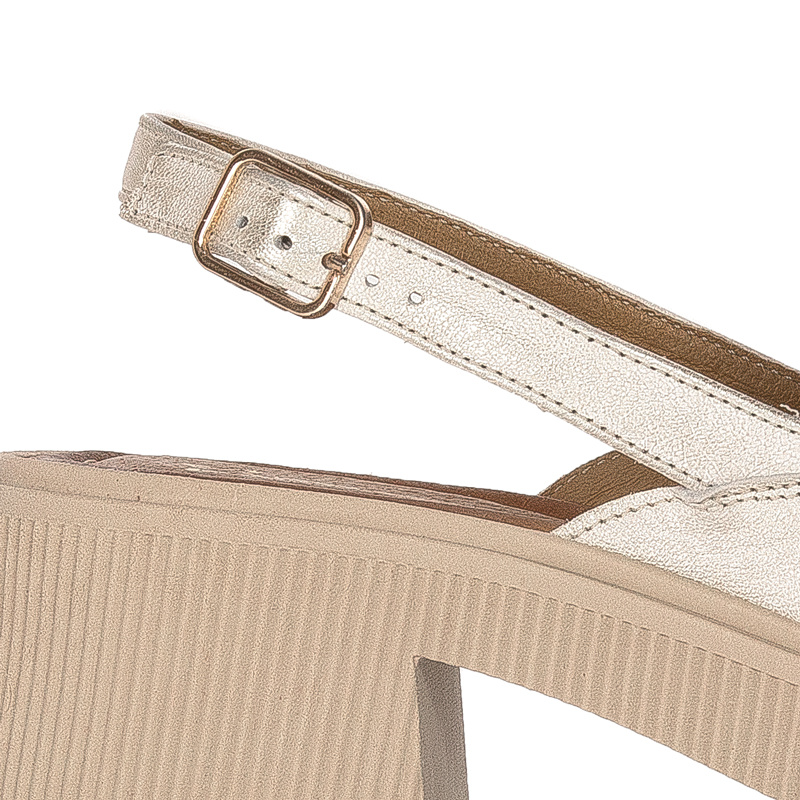 Maciejka Beige & Gold Sandals 06039-04-00-1