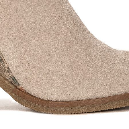 Maciejka Beige Boots 04492-10/00-5