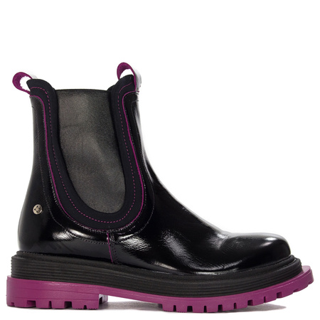 Maciejka Black- Fuxia Boots 06199-15/00-7