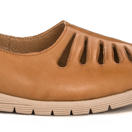 Maciejka Red Flat Shoes 04499-29/00-1