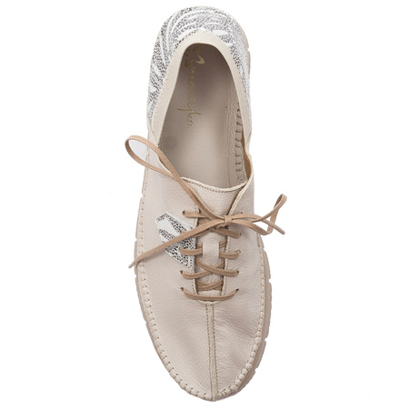 Maciejka Beige Low Shoes 05873-04/00-1