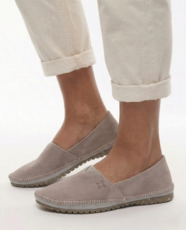 Maciejka Slip-On Leather Shoes Beige 1930W-30/00-0