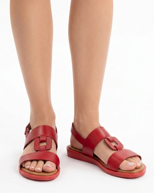 Maciejka Leather Sandals With Decorative Link Red E7403-08/00-0