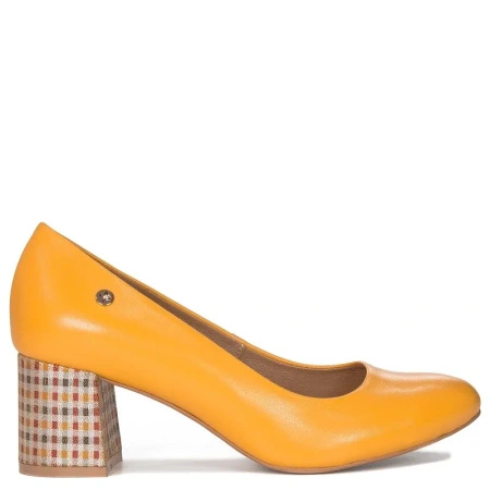 Maciejka Yellow Pumps 03356-07/00-1