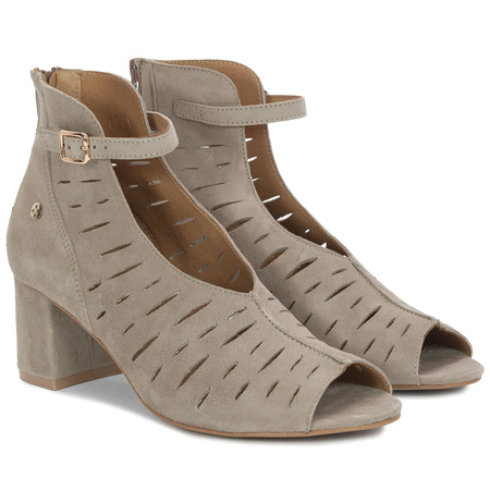 Maciejka Women's Leather Boots Beige