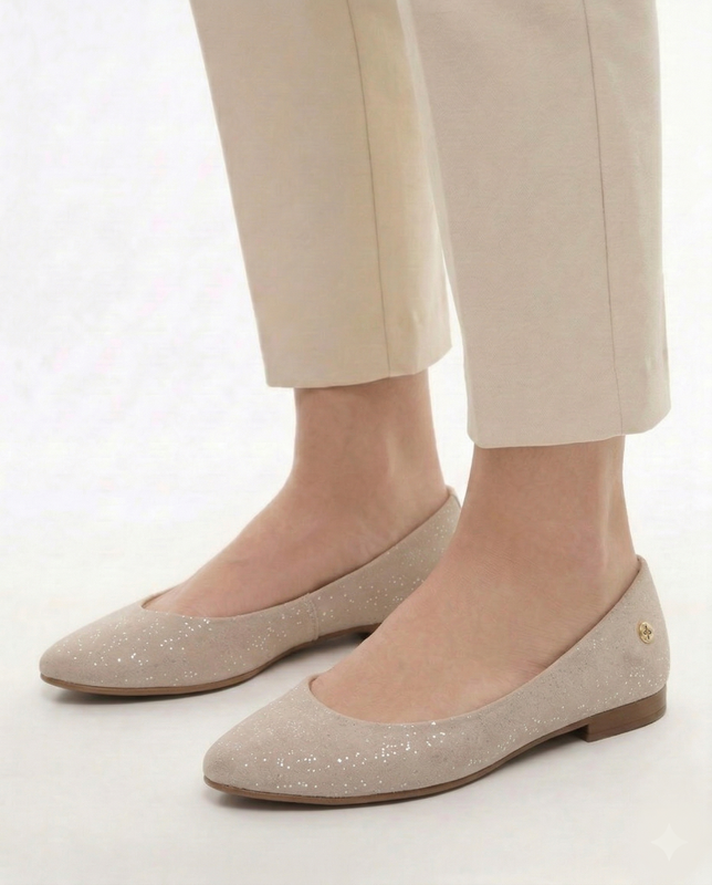 Maciejka Leather Shimmering Pointed Toe Ballerinas Beige 4100W-06/00-8