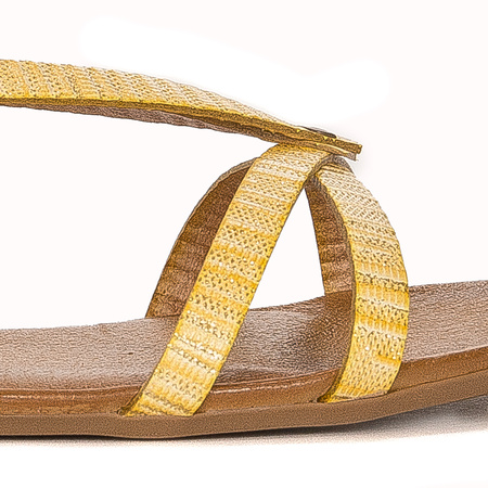Maciejka women's yellow leather Sandals