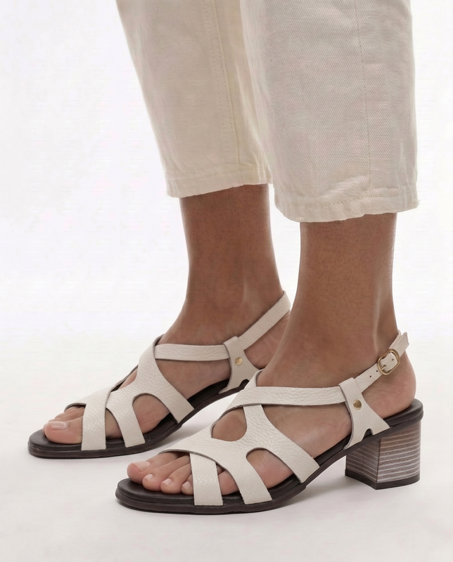 Maciejka Leather Block Heel Sandals Textured Beige E7399-04/00-1