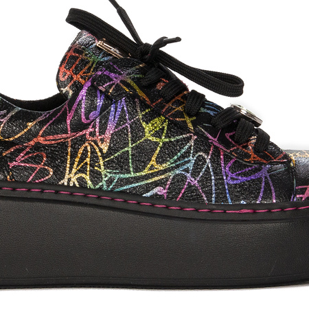 Sneakersy Damskie skórzane na platformie czarne w tęczowe mazaje